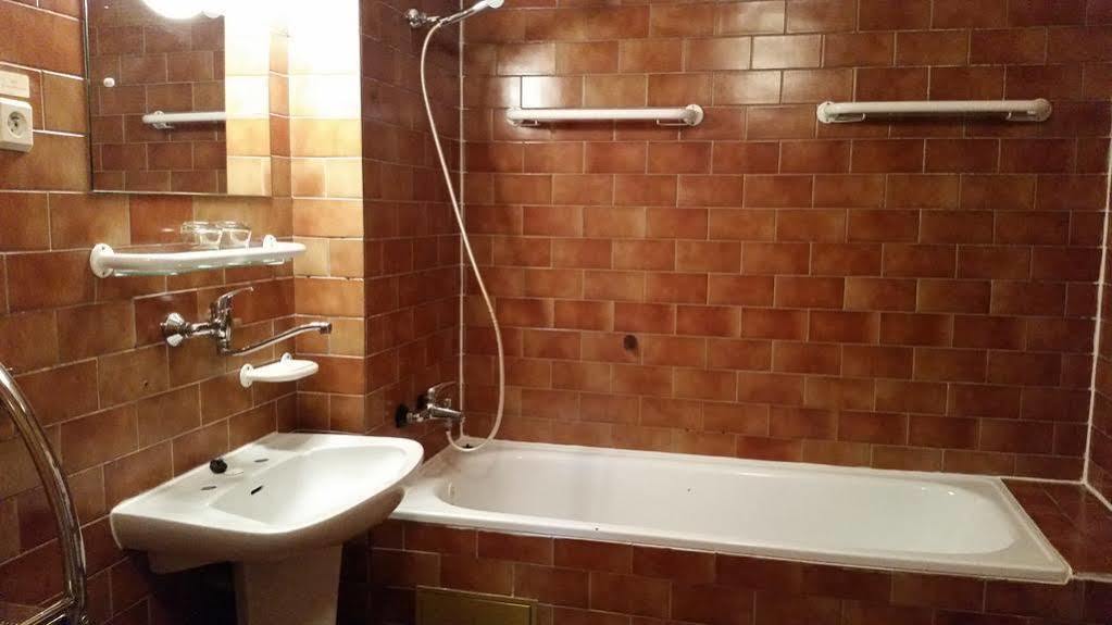 Parkhotel هاراشوف المظهر الخارجي الصورة